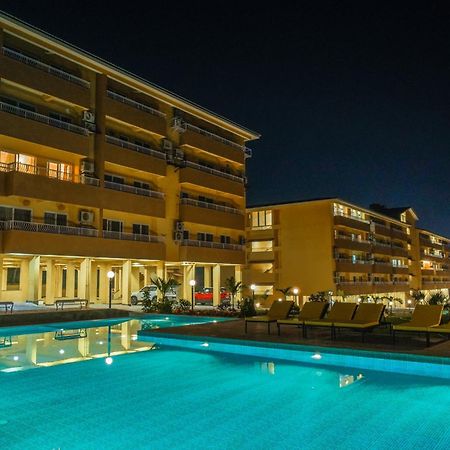 Alaya Stays 1 Bhk With Balcony & Pool - Veera Marina Candolim Zewnętrze zdjęcie