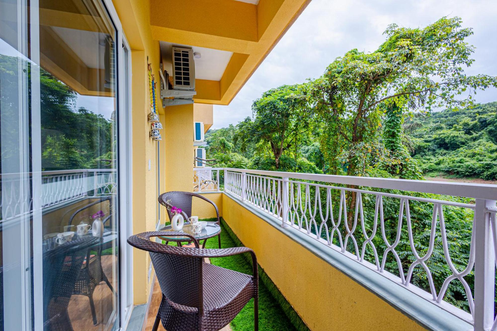 Alaya Stays 1 Bhk With Balcony & Pool - Veera Marina Candolim Zewnętrze zdjęcie