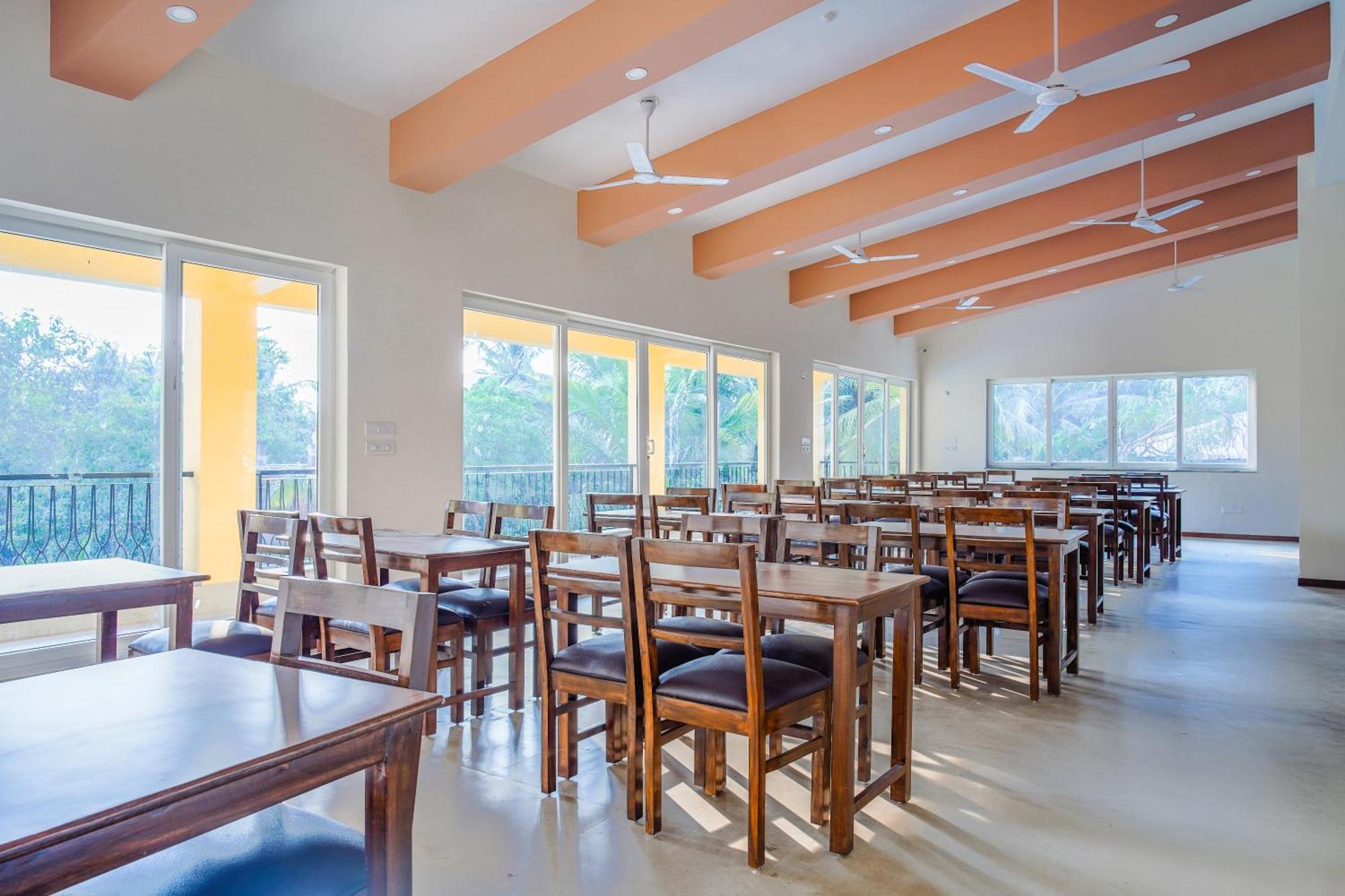 Alaya Stays 1 Bhk With Balcony & Pool - Veera Marina Candolim Zewnętrze zdjęcie
