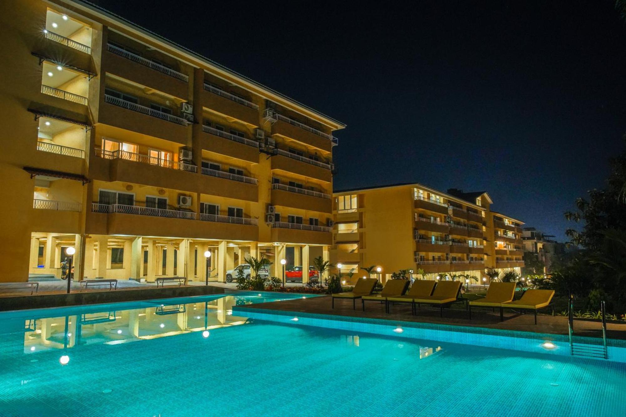 Alaya Stays 1 Bhk With Balcony & Pool - Veera Marina Candolim Zewnętrze zdjęcie
