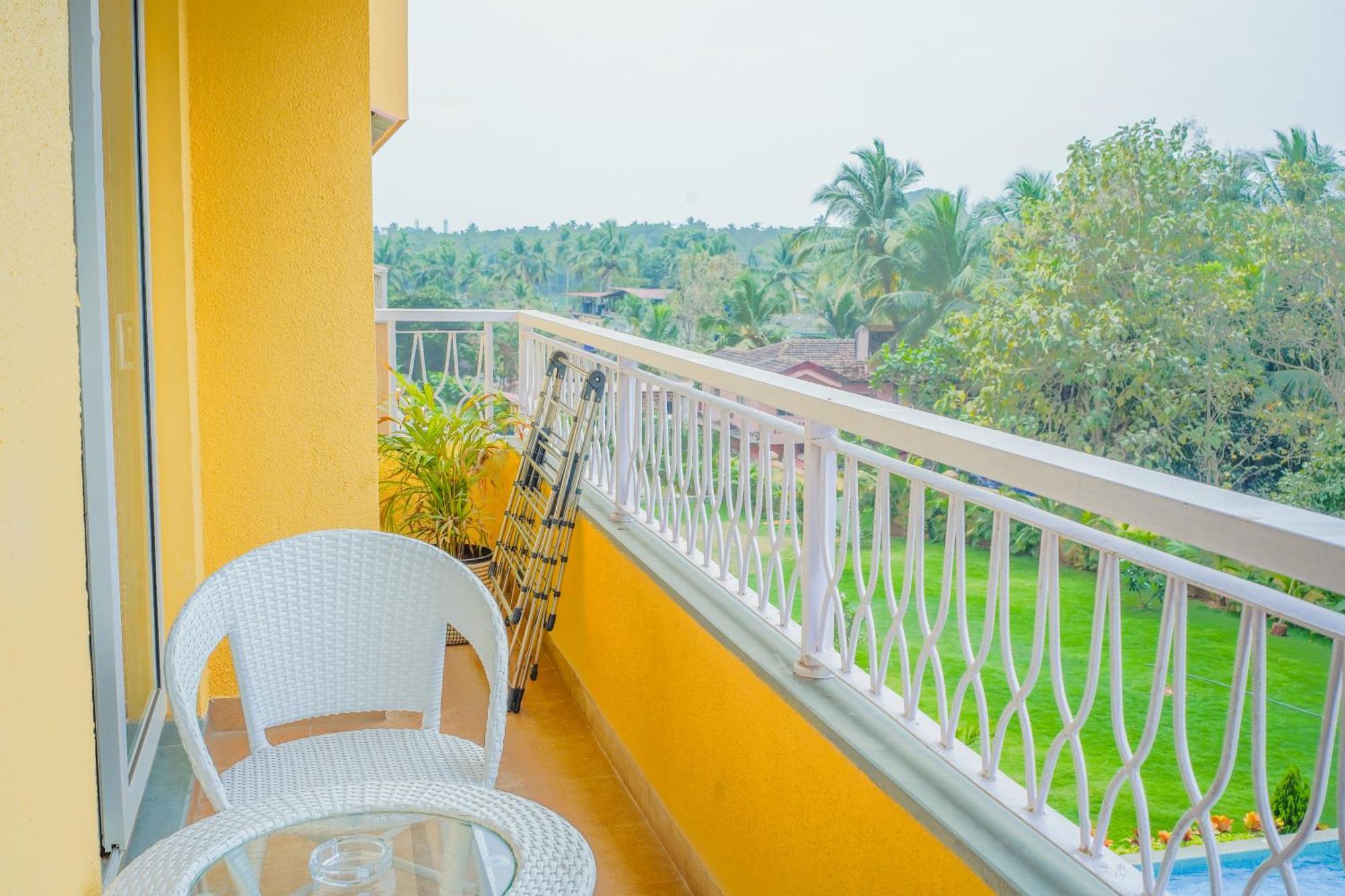 Alaya Stays 1 Bhk With Balcony & Pool - Veera Marina Candolim Zewnętrze zdjęcie